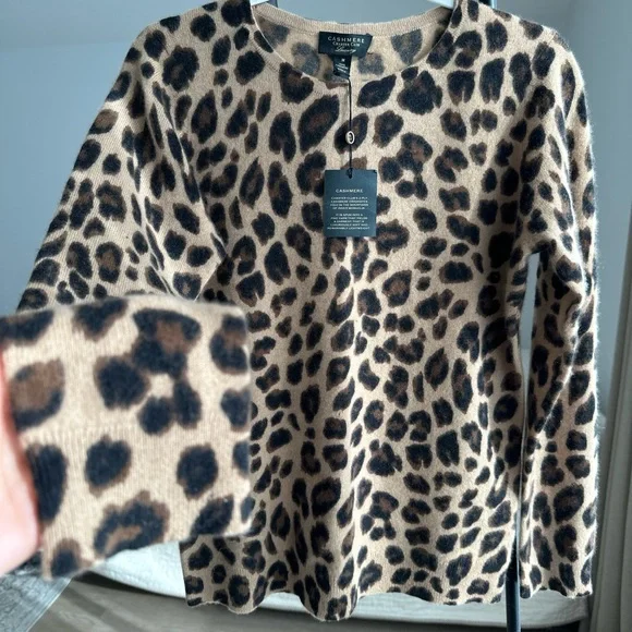 Ultra-soft 100% cashmere sweater from Charter Club Luxury - Picture 5 of 7